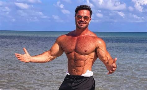 renato cariani forbes|Renato Cariani: inquérito da PF contra influencer fitness termina .